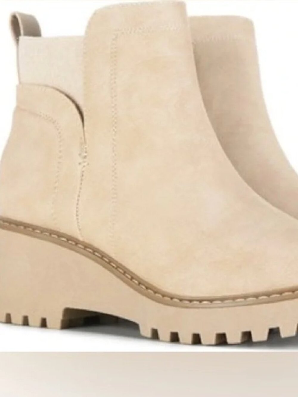 Dolce Vita Rielle Ankle Boots in Natural Dune Size 8 NWOT Chunky Slip On Boots
